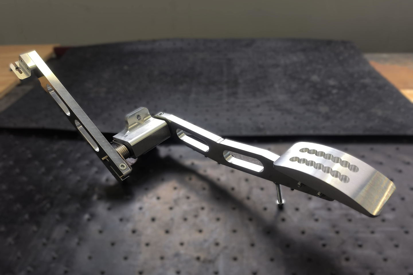 ハコスカ用アクセルペダル